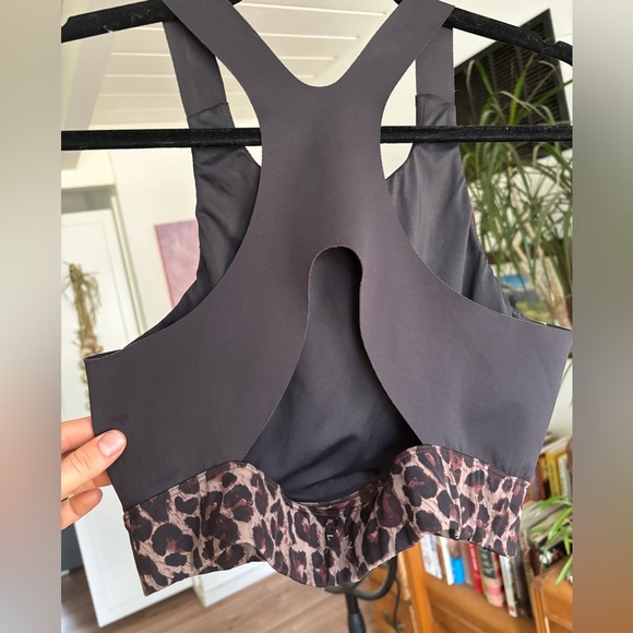 Varley Leopard Yoga/Pilates/Dance Top EUC - Picture 4 of 4